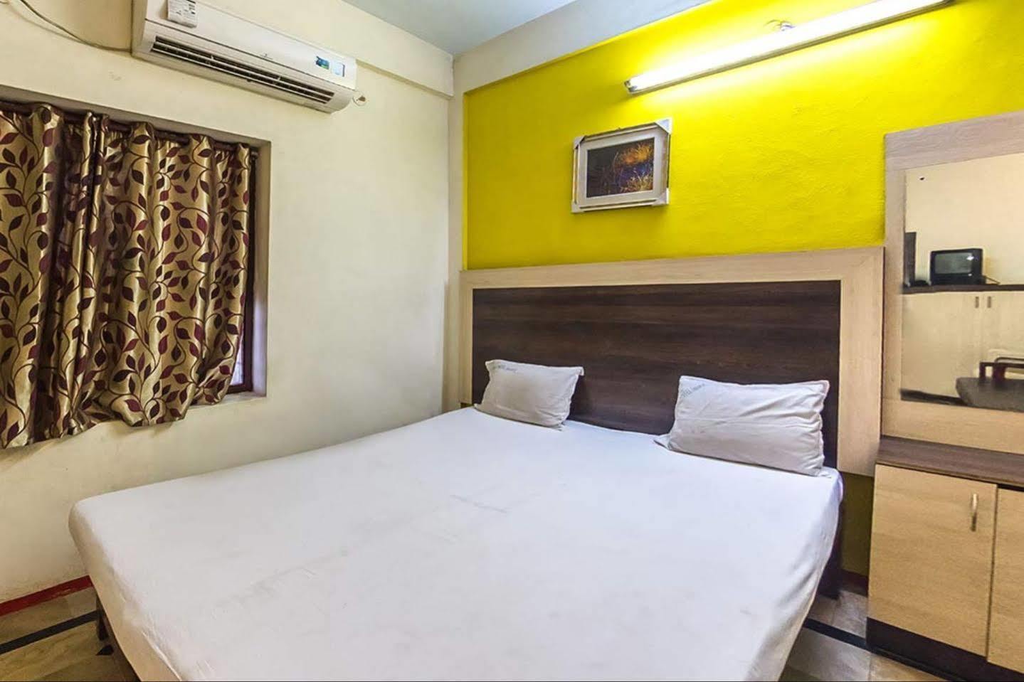 Collection O Ammayi Hotels & Resorts Tiruvannamalai Bagian luar foto